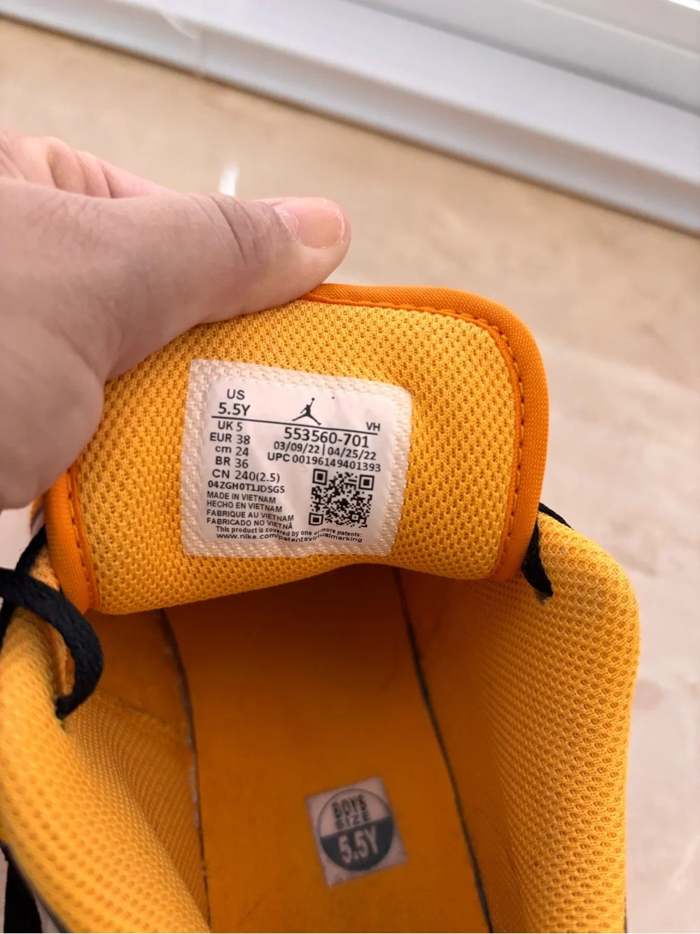 Jordan Kids Orange, White & Black Low-Top Sneakers